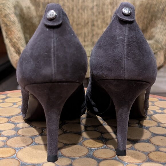 Stuart Weitzman Peep Toe Suede Pumps Never Worn 11.5 Medium - Picture 6 of 6